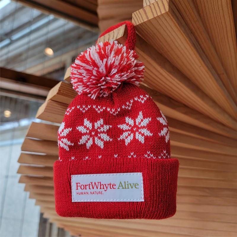 Ornament, FortWhyte Toque,ORN-FWA TOQUE